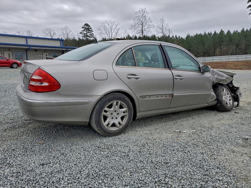 2003 Mercedes-Benz E 320