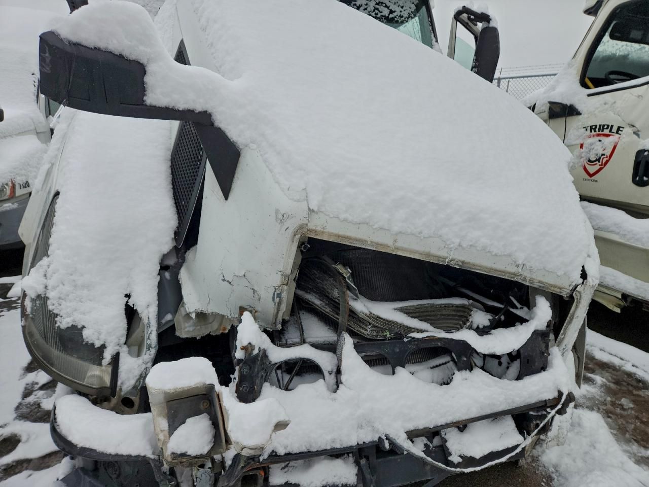2017 Volvo VNL Semi Truck