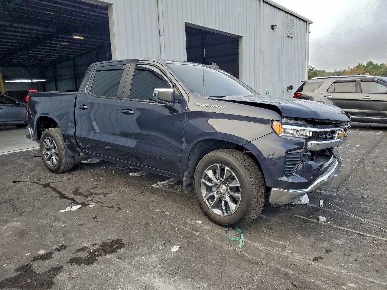 2024 Chevrolet Silverado C1500 LT