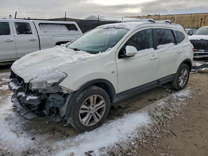2010 Niss Rogue