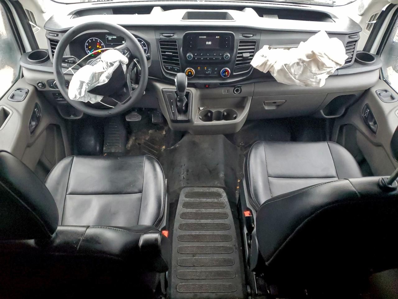 2025 Ford Transit T-250