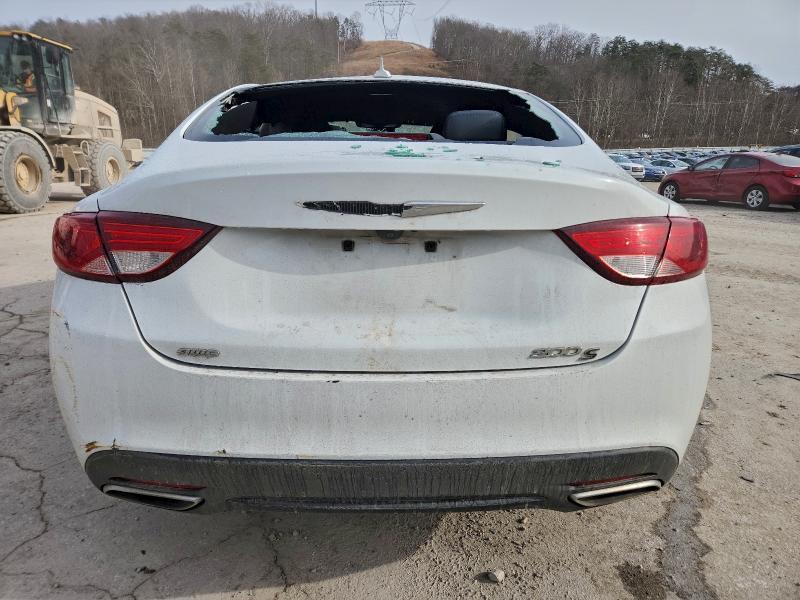 2016 Chrysler 200 s