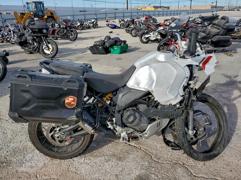 2023 Ducati Desert X