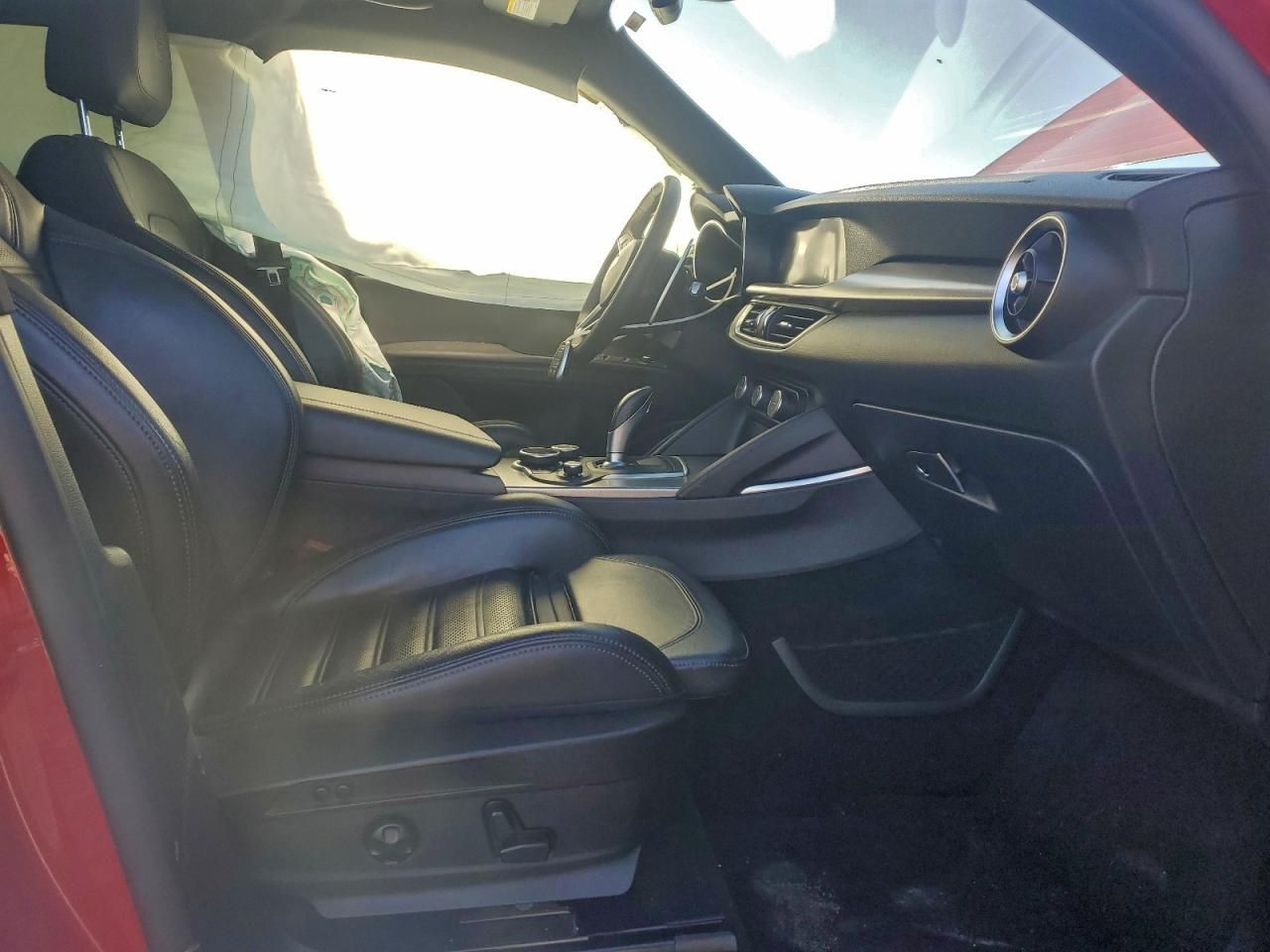 2018 Alfa Romeo Stelvio ti Sport