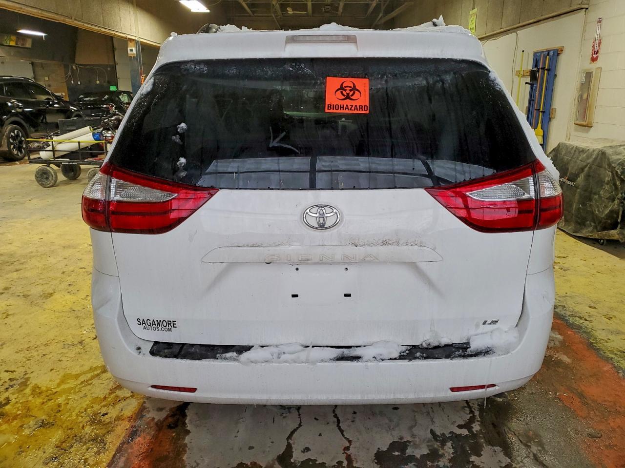 2016 Toyota Sienna le