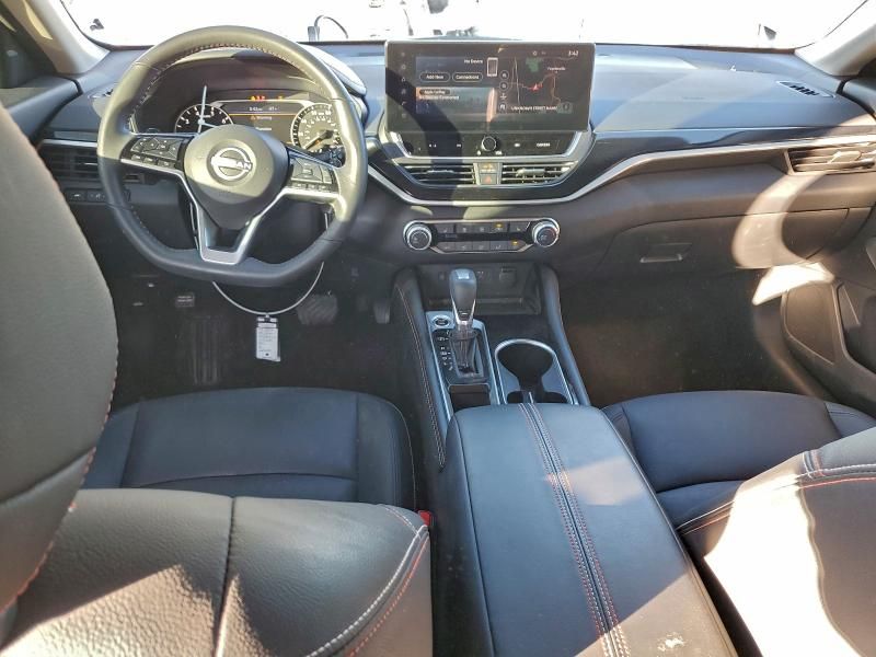 2024 Nissan Altima sr