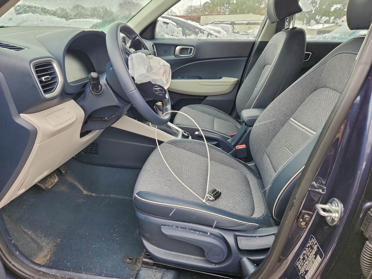 2024 Hyundai Venue sel