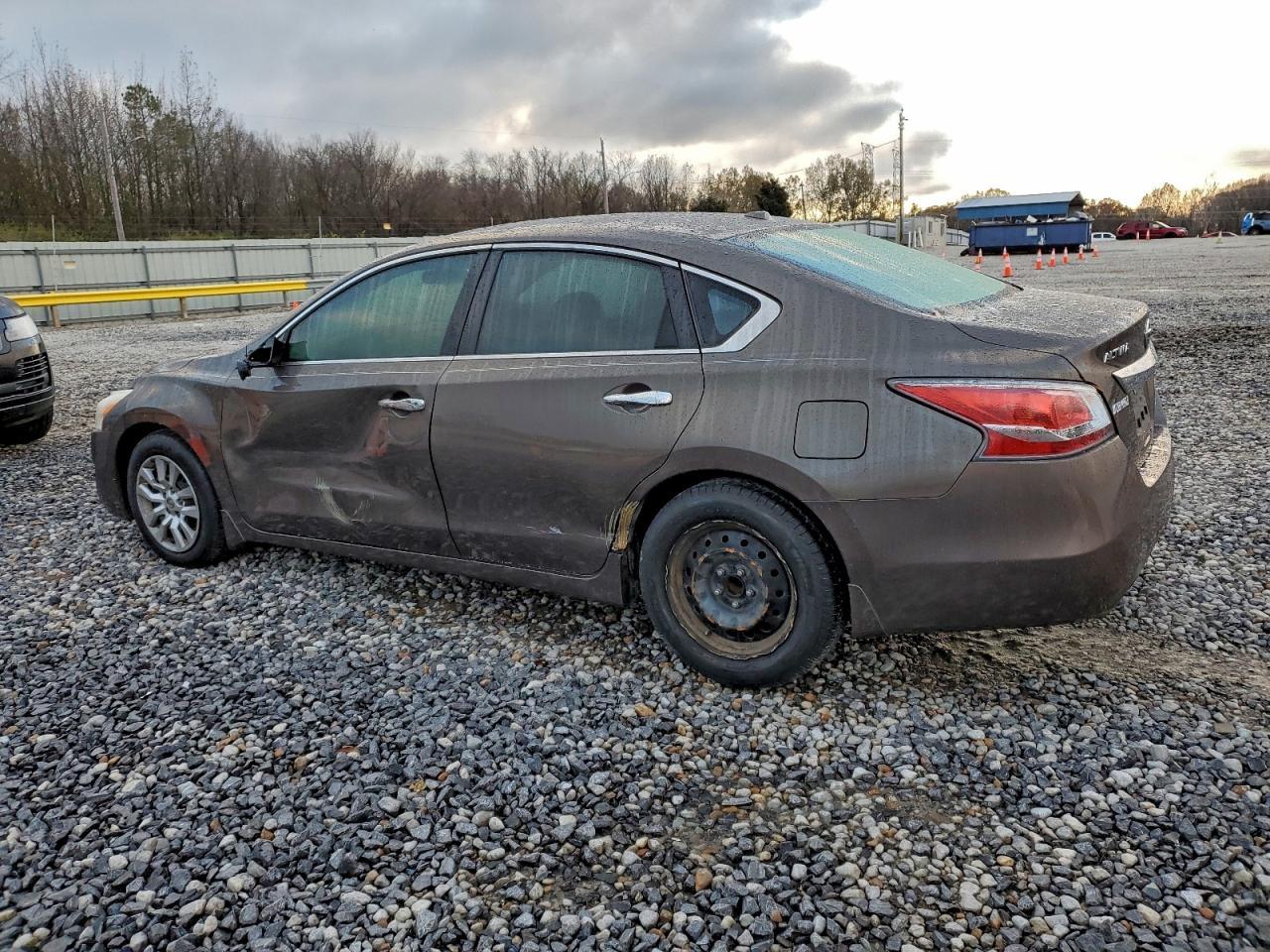 2014 Niss Altima 2.5 s
