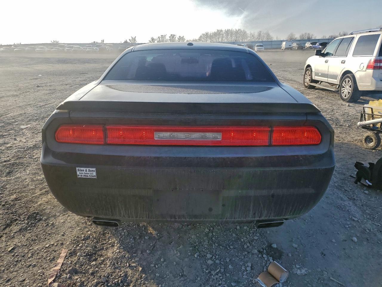 2014 Dodge Challenger sxt