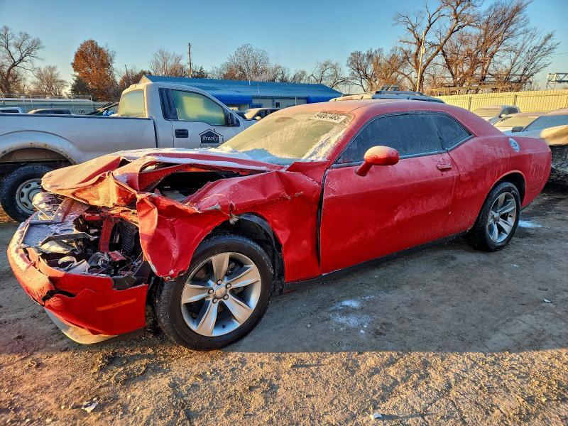 2016 Dodge Challenger sxt