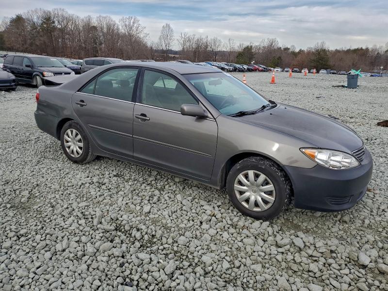 2006 Toyota Camry le