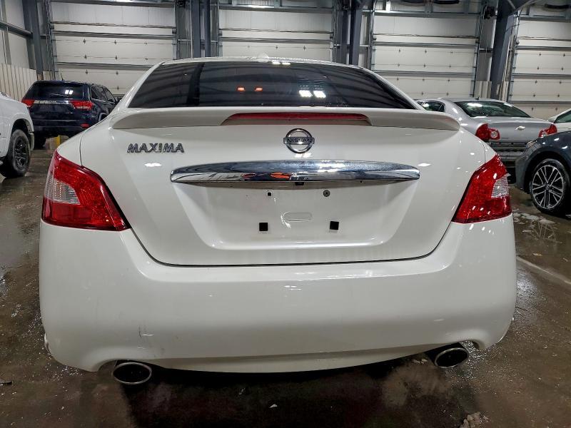 2011 Nissan Maxima s