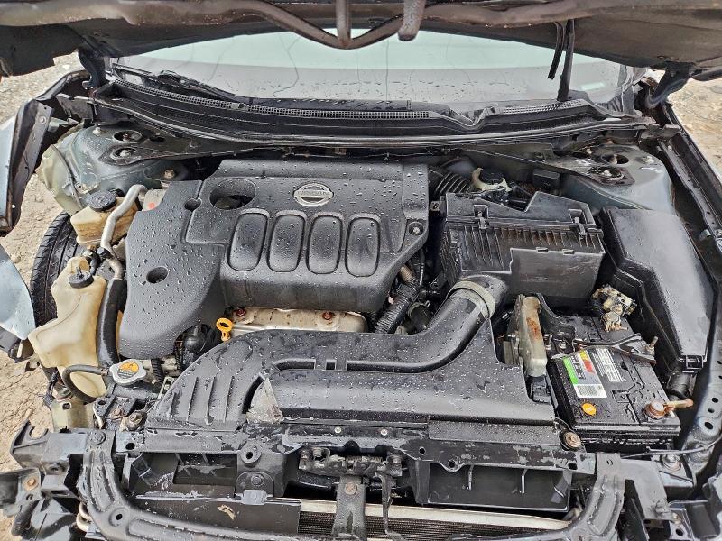 2010 Niss Altima