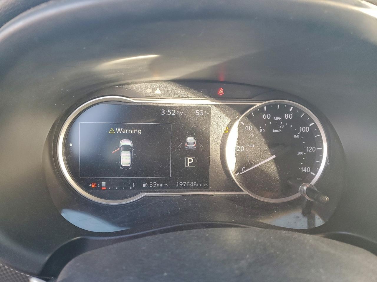 2019 Nissan Kicks s