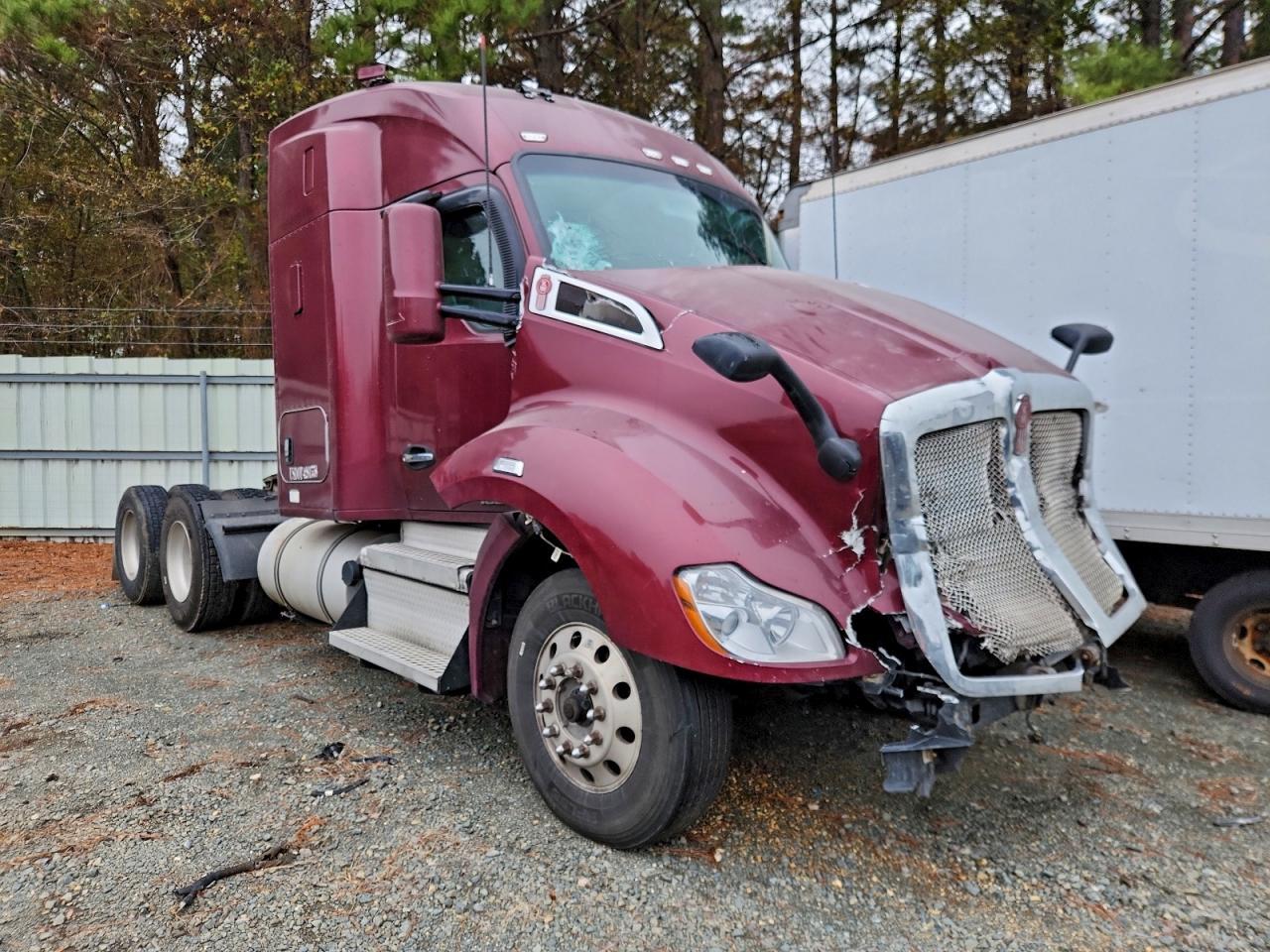 2018 Kenworth Constructi-Semi Truck