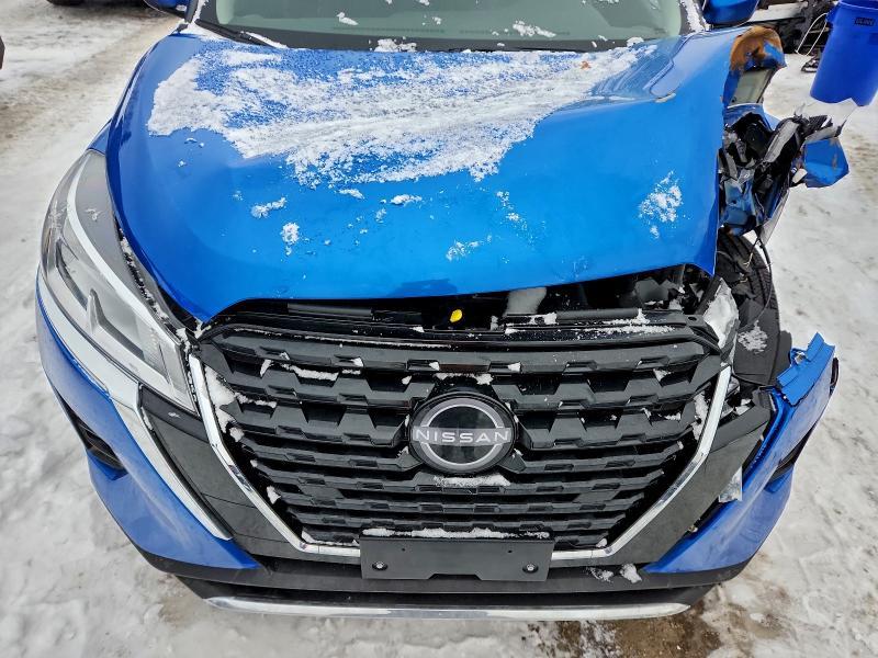 2025 Nissan Kicks Play s