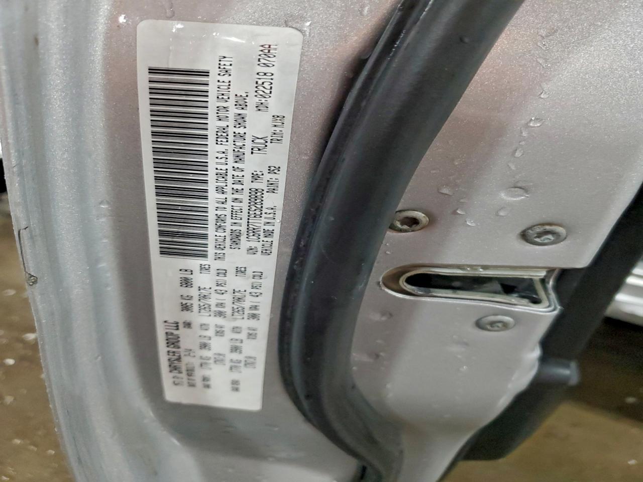 2014 Dodge Ram 1500 slt