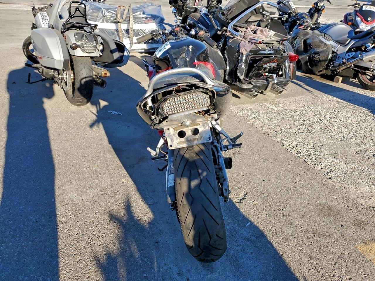 2004 Honda CBR600 F4