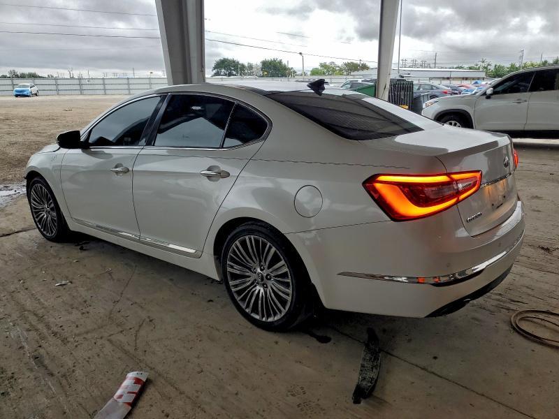 2015 KIA Cadenza Premium