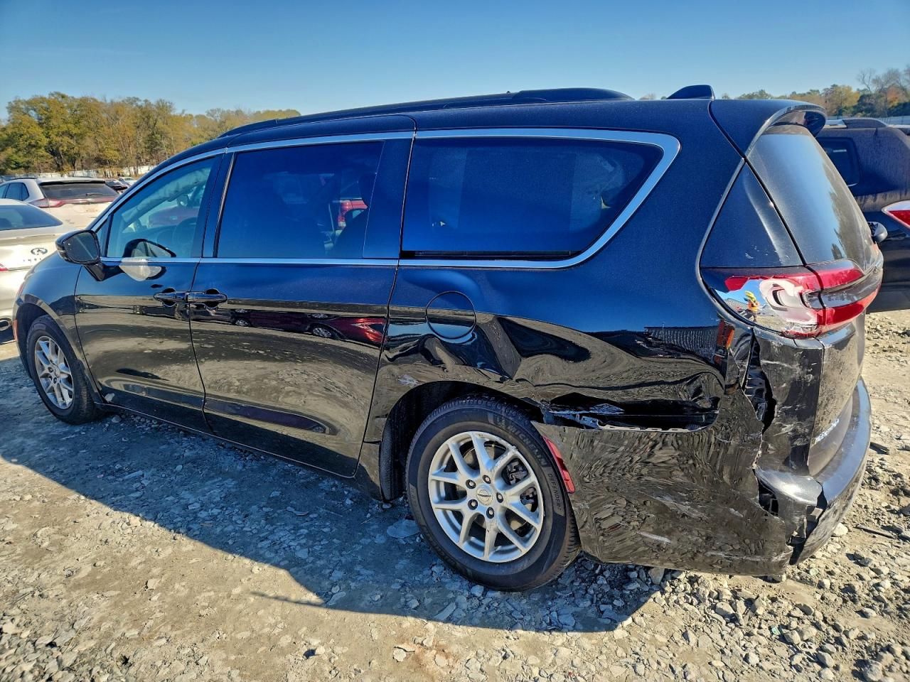 2022 Chrysler Pacifica Touring l
