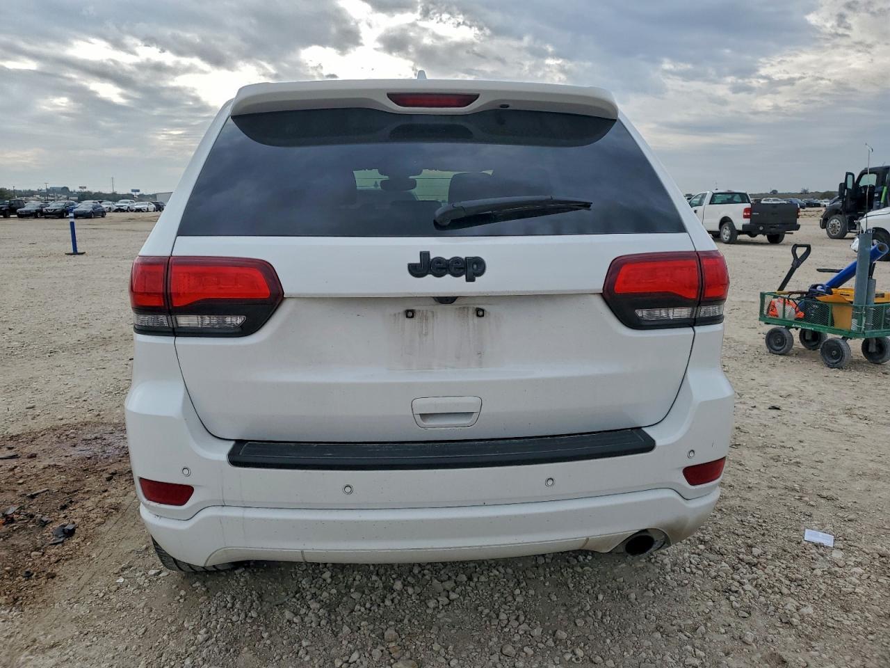 2022 Jeep Grand Cherokee Laredo e