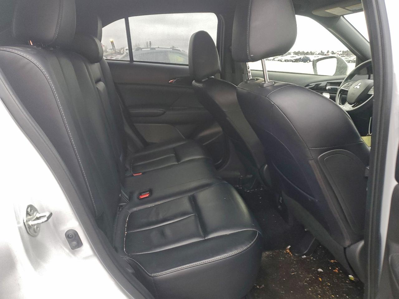 2023 Mitsubishi Eclipse Cross se