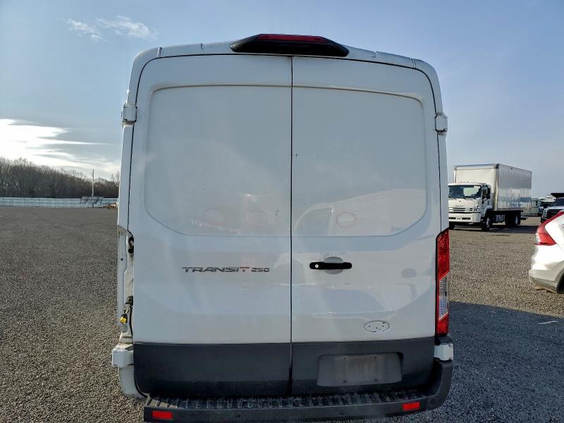 2022 Ford Transit T-250