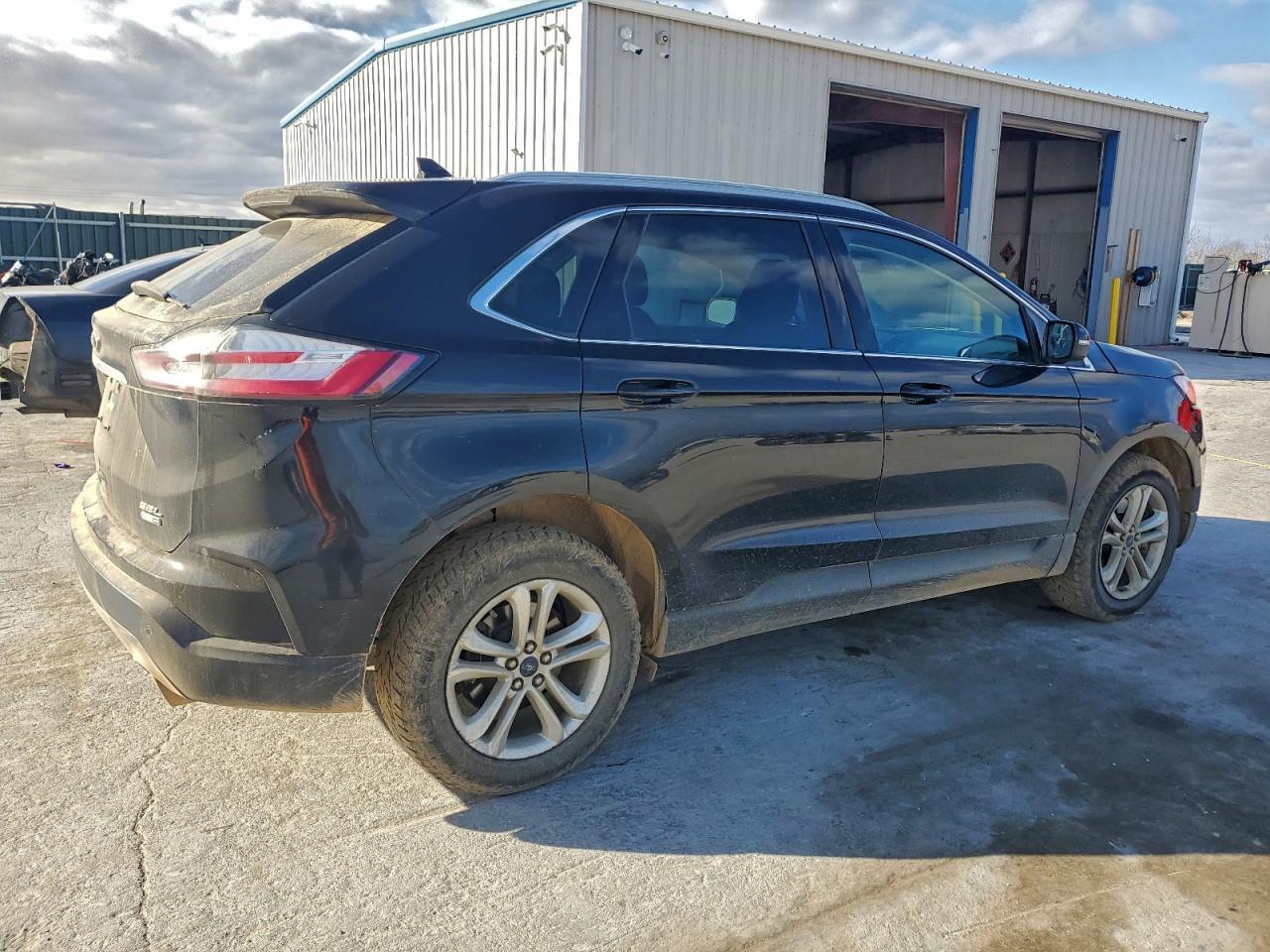 2020 Ford Edge sel