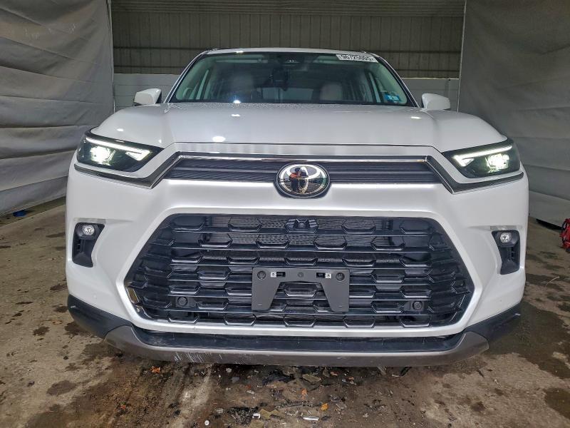 2025 Toyota Grand Highlander Platinum