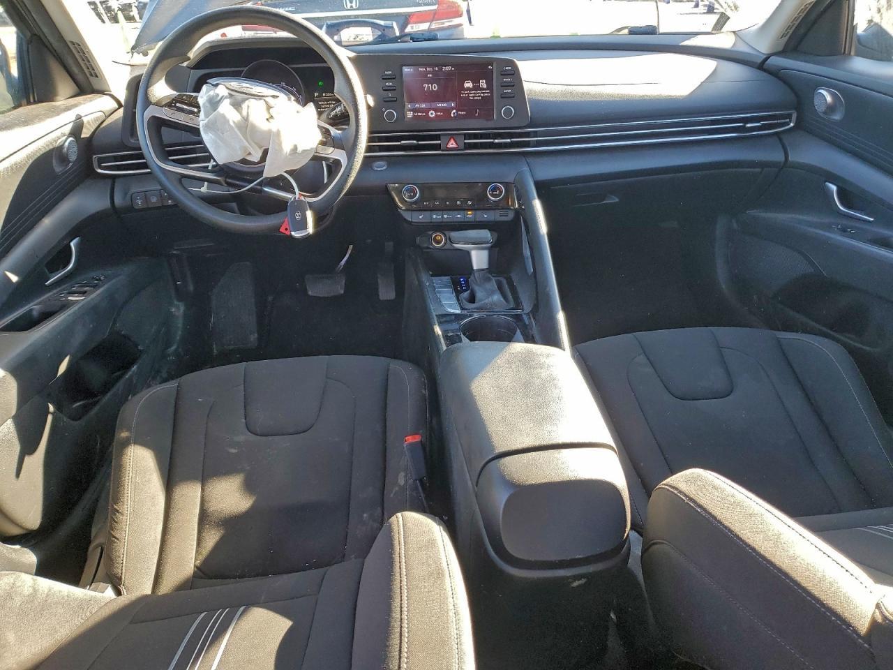 2023 Hyundai Elantra Blue