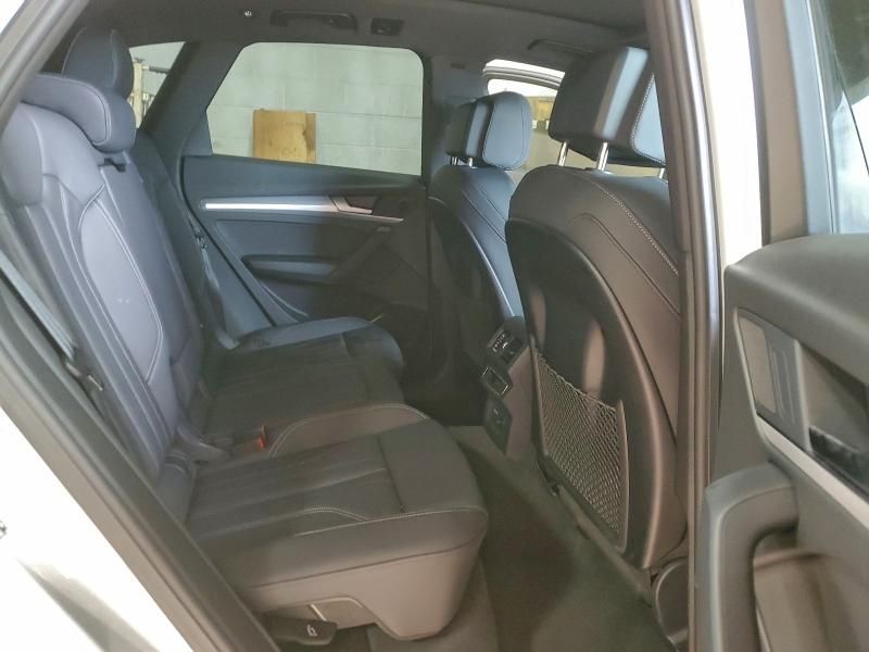 2025 Audi Q5 Premium 45