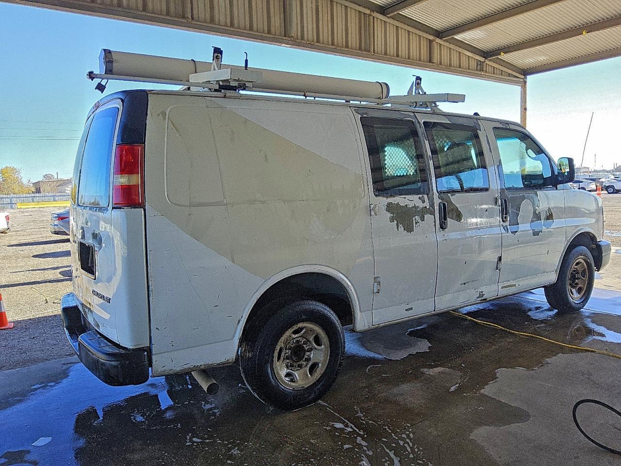 2006 Chevrolet Express G2500 Utility / Service Van