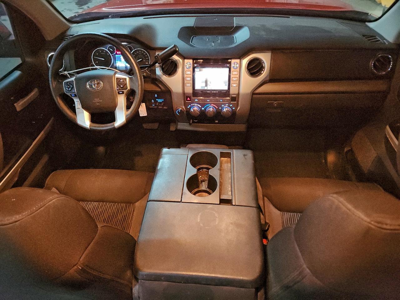 2016 Toyota Tundra Double cab sr