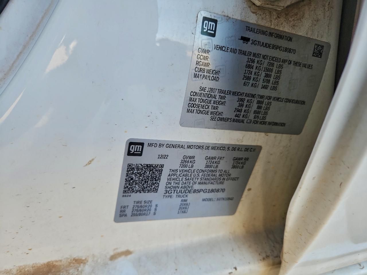 2023 GMC Sierra K1500 slt