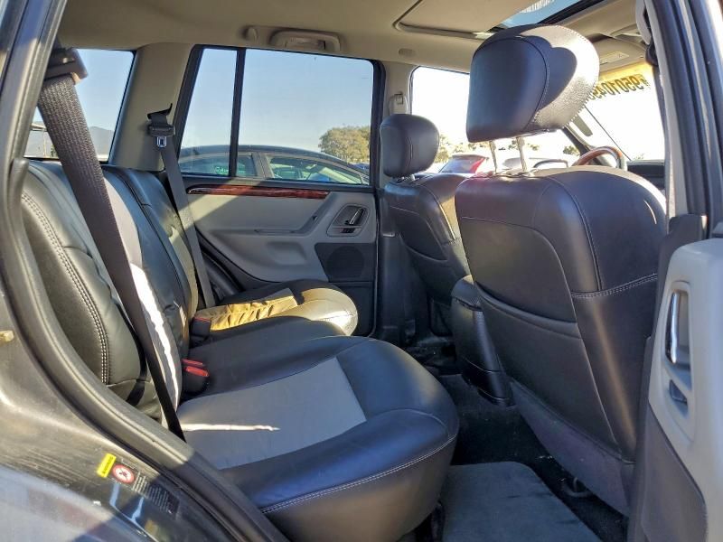 2004 Jeep Grand Cherokee Overland