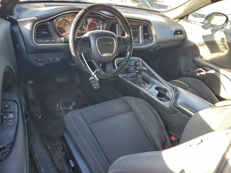 2018 Dodge Challenger sxt