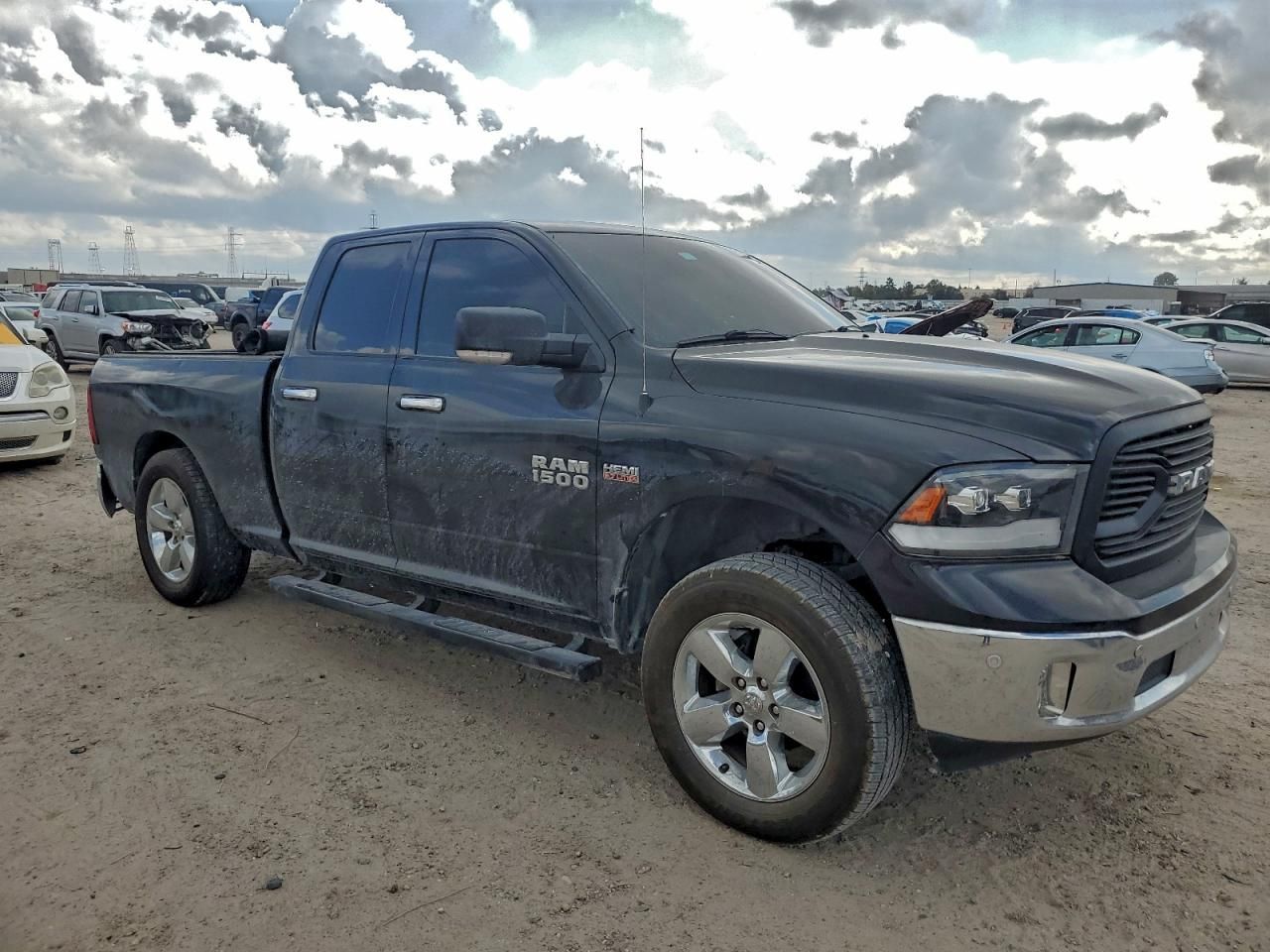 2017 Dodge Ram 1500 slt