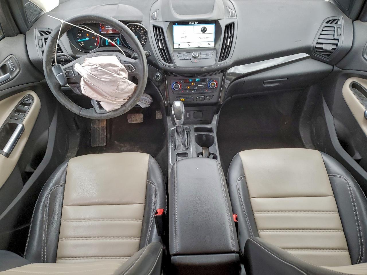 2019 Ford Escape sel