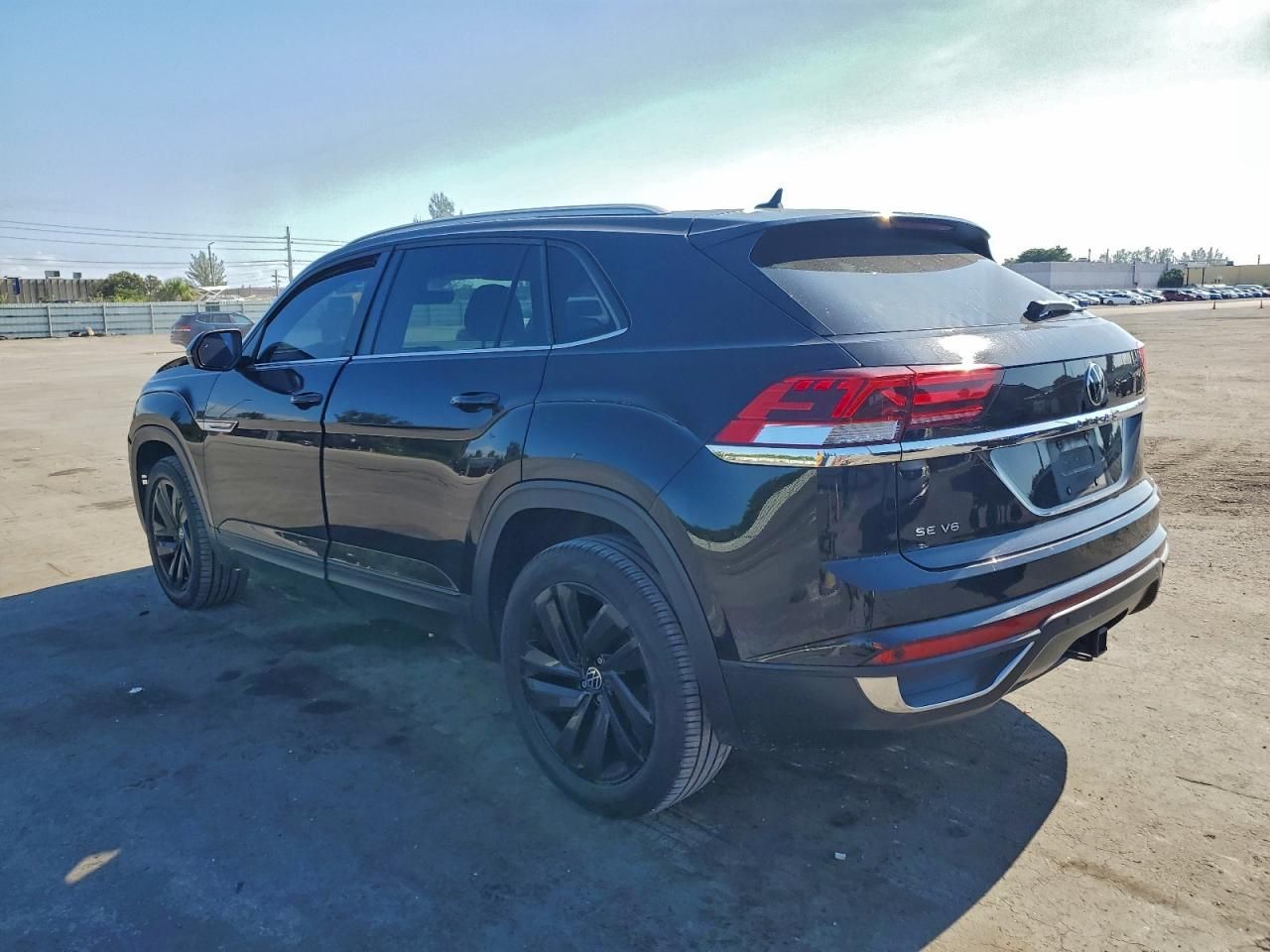 2022 Volkswagen Atlas Cross Sport se
