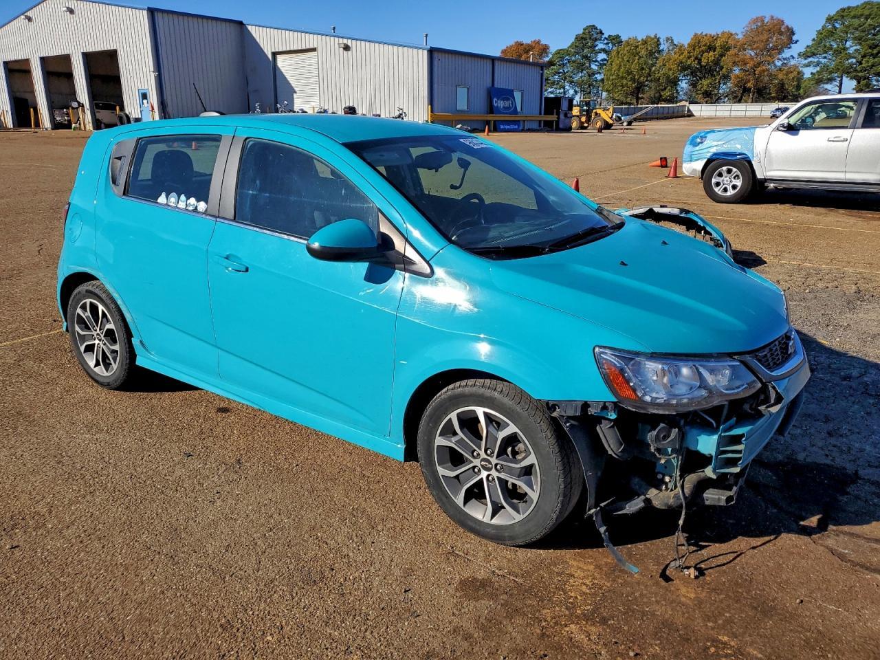 2020 Chevrolet Sonic lt