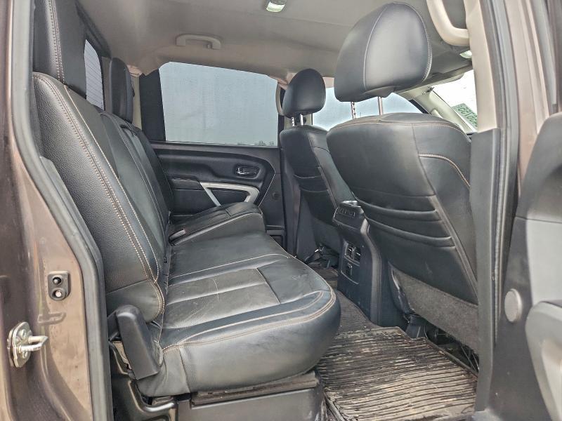 2017 Nissan Titan xd sl
