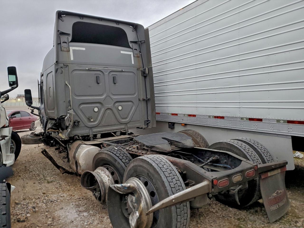 2021 Freigliner 2021 Freightliner Cascadia 126 Semi Truck