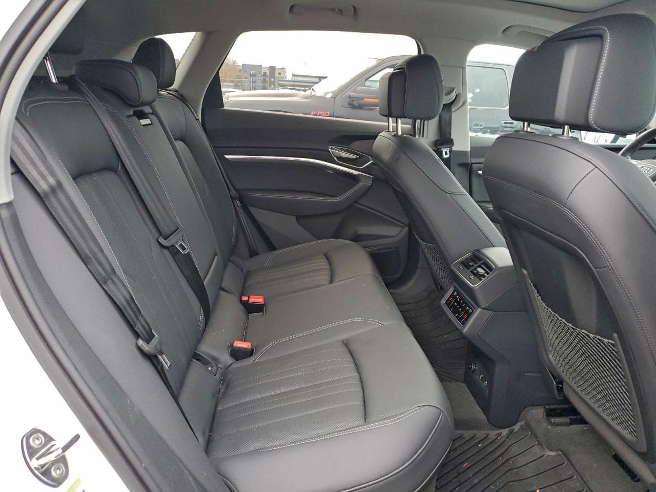 2024 Audi Q8 E-tron Premium Plus