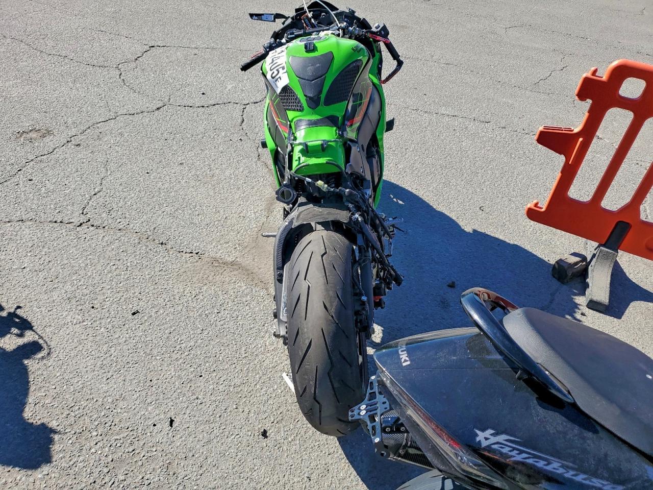2024 Kawasaki ZX1002 L