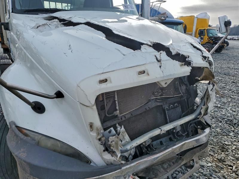 2016 International Prostar