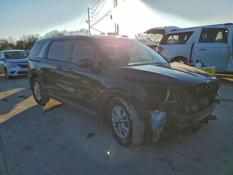 2022 KIA Carnival lx