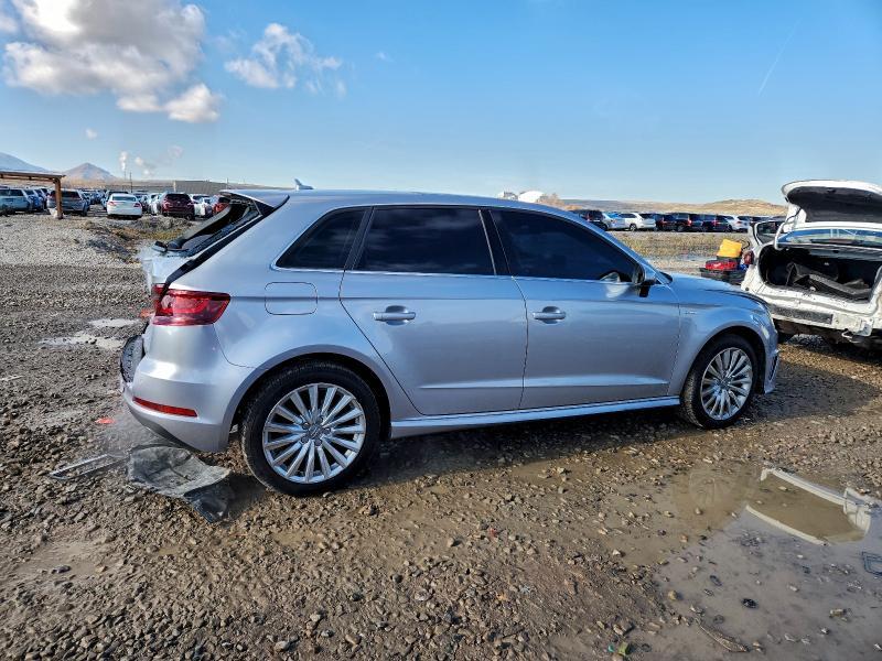2016 Audi A3 E-tron Premium Plus