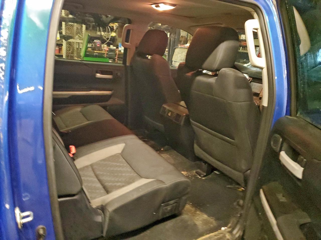 2017 Toyota Tundra Crewmax SR5