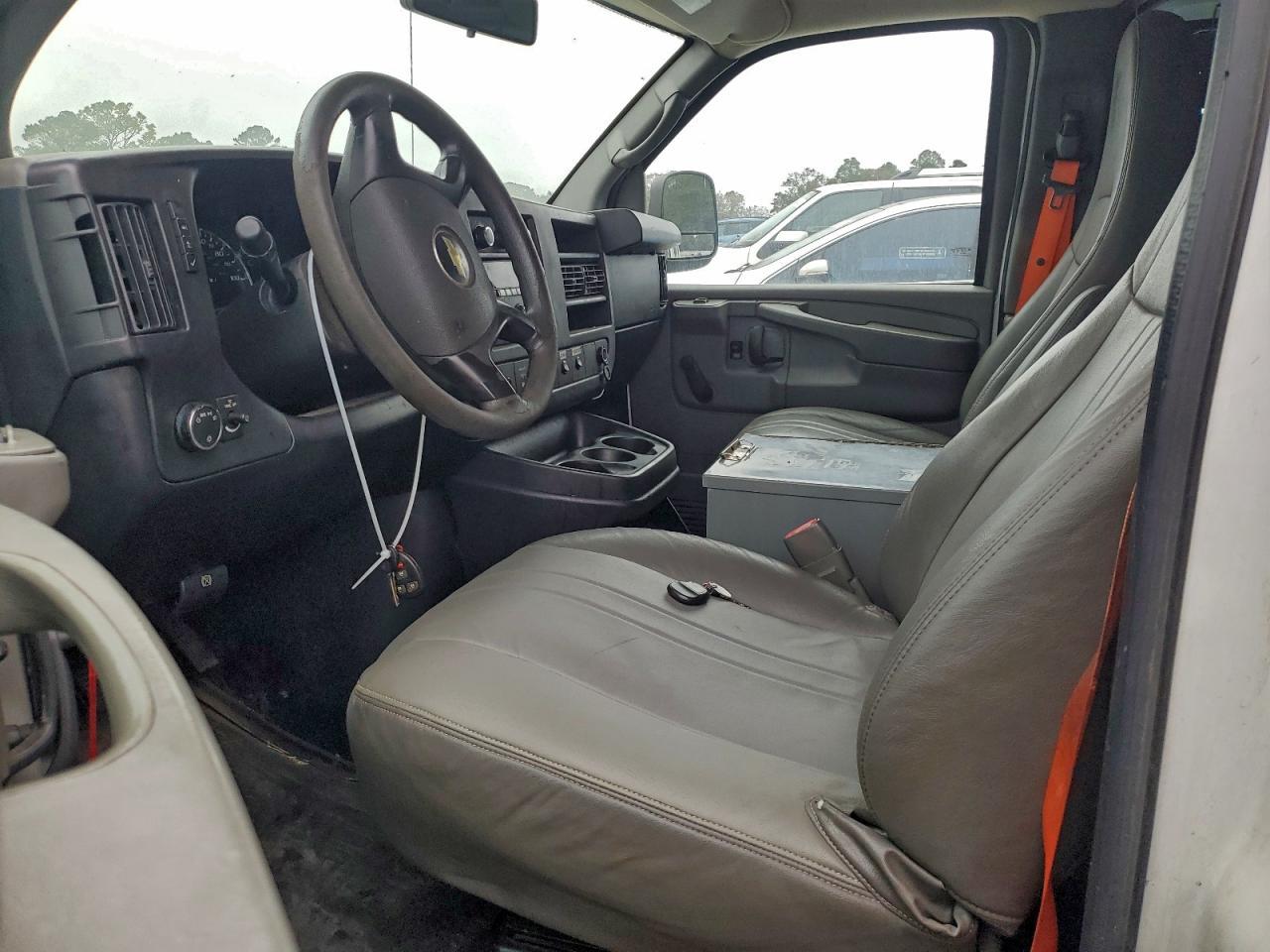 2013 Chevrolet Express G2500