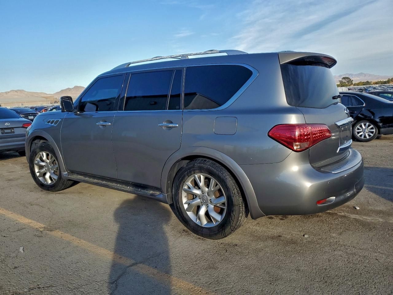 2012 Infiniti Qx56